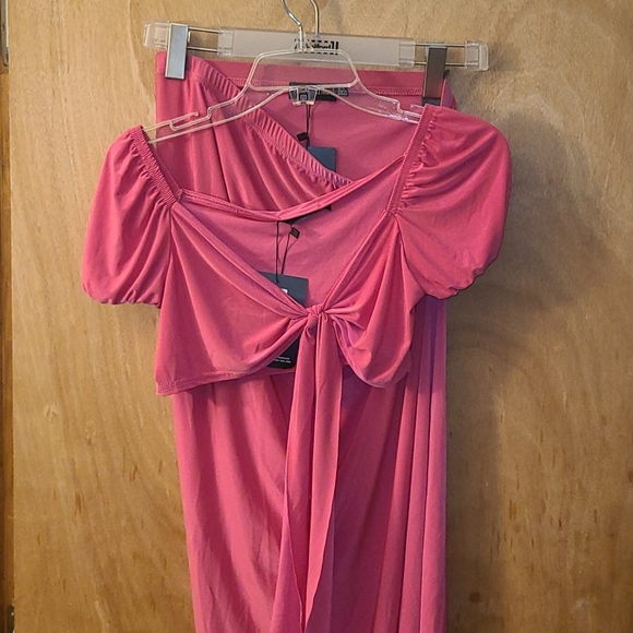 NWT PRETTLIITTLETHINGS 2 PIECE SET - Picture 6 of 6